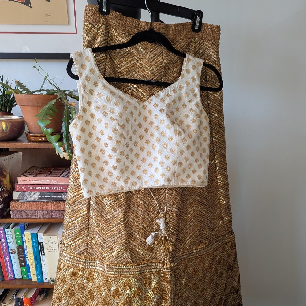 Indian Lehenga (gold and white)